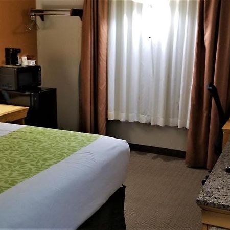 Lyons Inn Екстер'єр фото