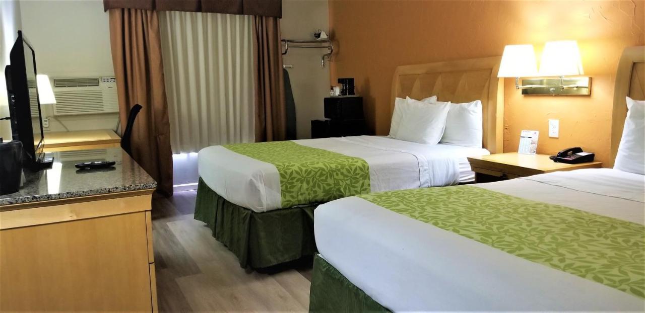 Lyons Inn Екстер'єр фото