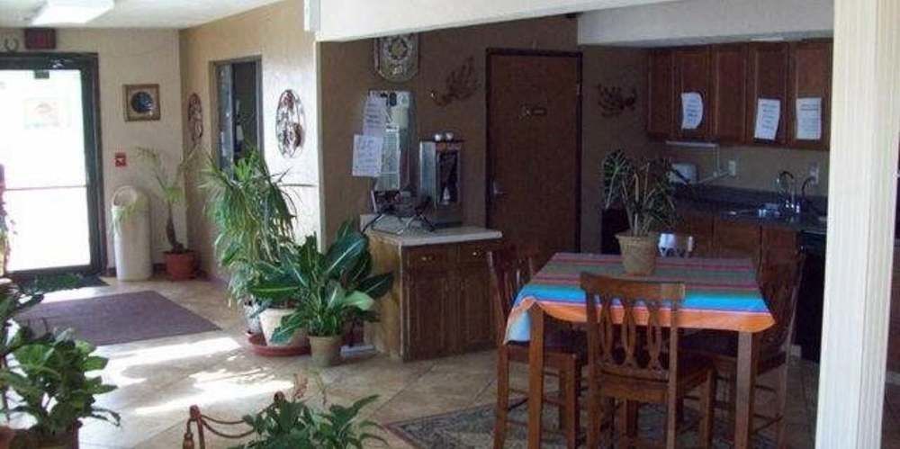Lyons Inn Екстер'єр фото