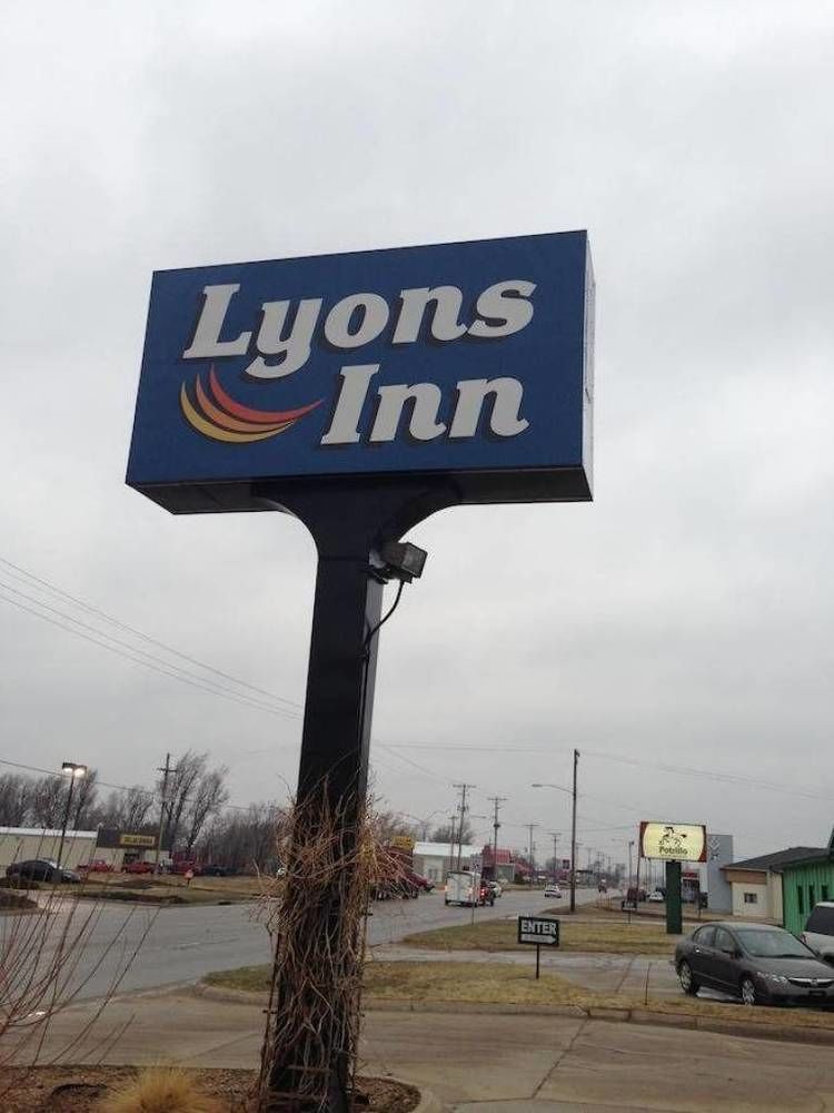Lyons Inn Екстер'єр фото